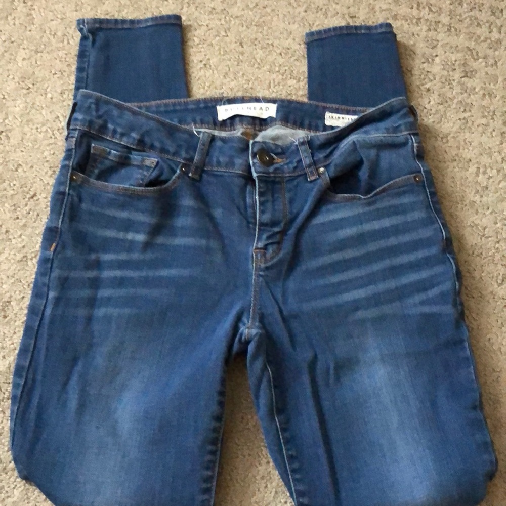Bullhead “skinniest” Jeans